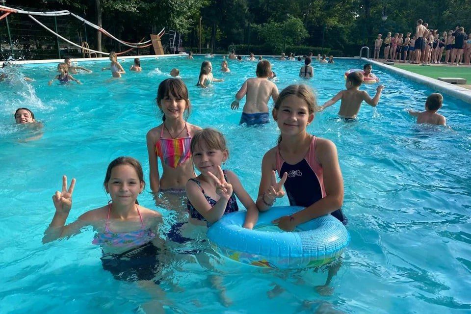 ������� � ����������� � ����� � ������: 2700 ���������� ���������� ������� ��������� � ������� ������