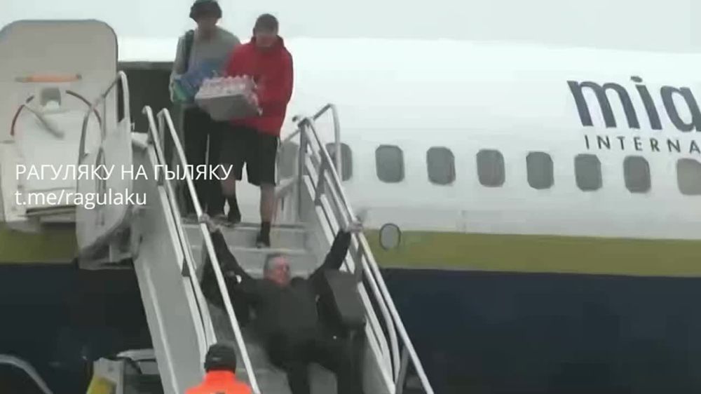 ������ ������ ������� �������� ������������� � ��� ����