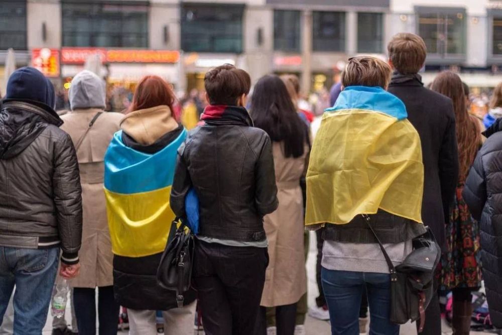 �������� �������� 1 200$ ������� ����������� �������, ������� ���������� ��������� �����, � ��������� ����������� ��������������� ����������