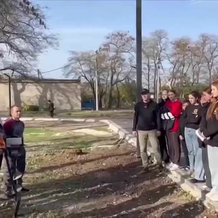 �� ���������� ������ ��� � ��������� �������� 700 �������� ������� � 300 ����� ��� �� ���������� ������