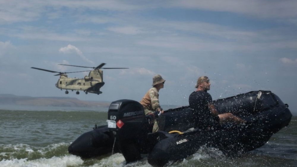 ������ ����� �������� ������������ ����� ������. � ���� �������� ������ - ������