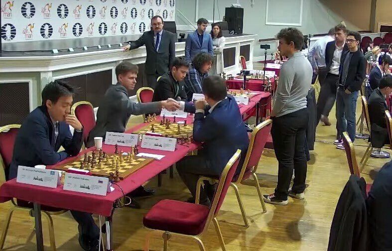 � ������� ��������� ����� �������