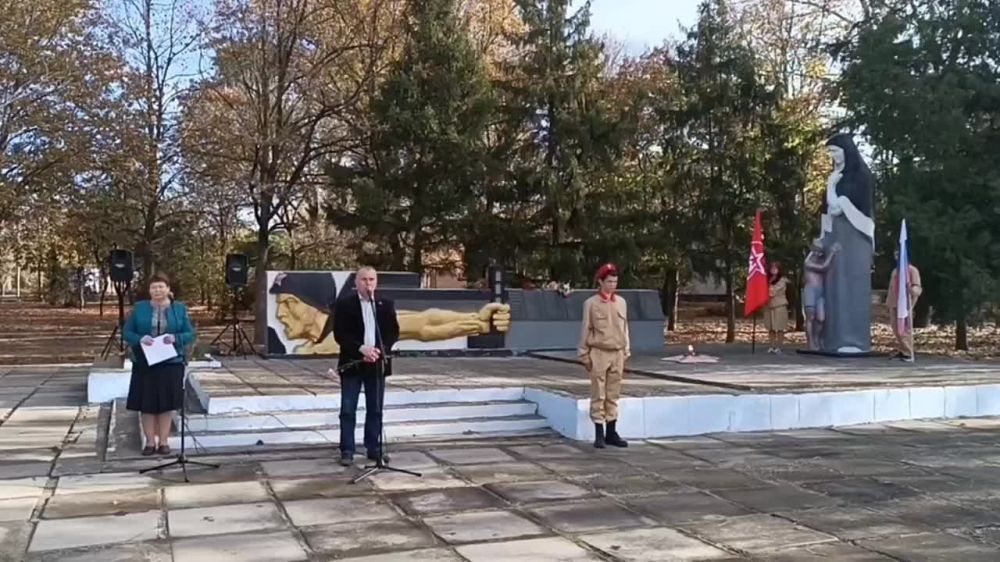 � ��������� �������� 80-����� ������������ ��������� �� �������-���������� �����������