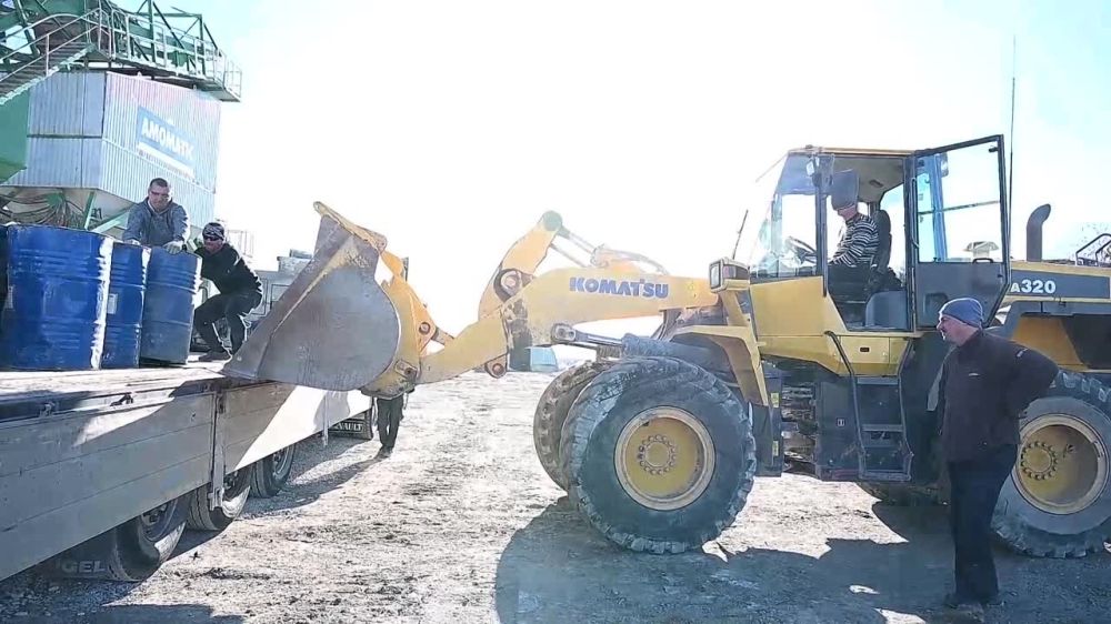 �� ���������� ��������� ����� ��������-�������� �����, �� ����� �� ���������� �� 2400 ���������� ����������� ����� � 1300 ���������� ������ � ���������� ������