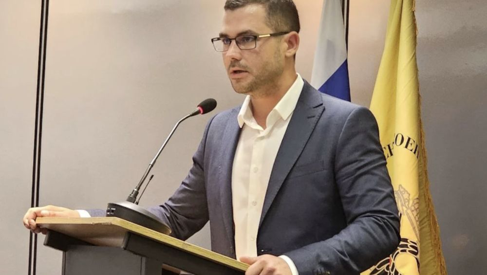 «Украинский неонацизм — это скорее инструмент политического террора»: Замминистра культуры Херсонской области стал участником круглого стола