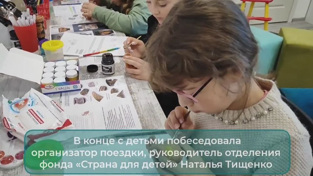 В честь дня защиты прав ребенка для детей из села Владимиро-Ильинка провели экскурсию и мастер-классы