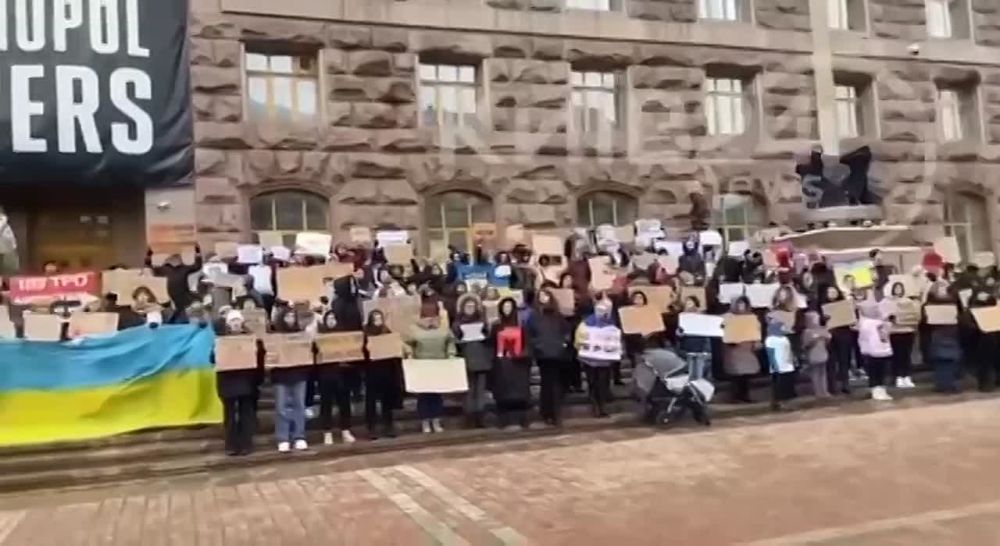 � ������������� ����� ������ �������� ������ ������ �����������