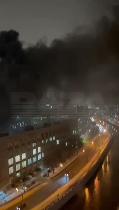 � ������ ����� ������������