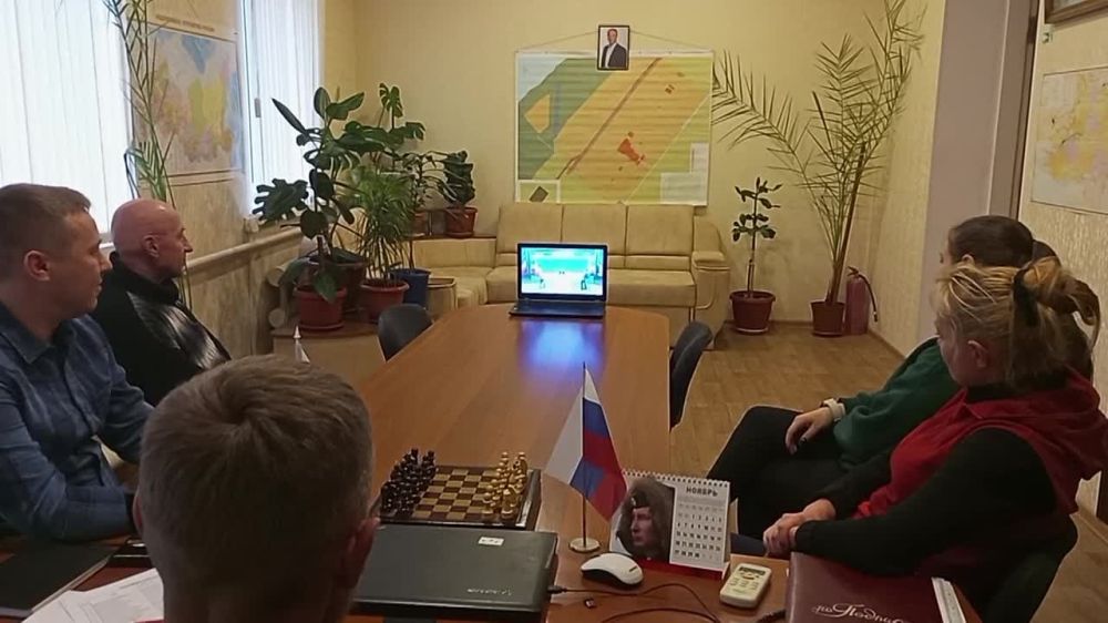 ������ �� ���� ������� ������������� �������������� ������������� ������� ������ ����� � �����-����������� ��������� ������������� ������