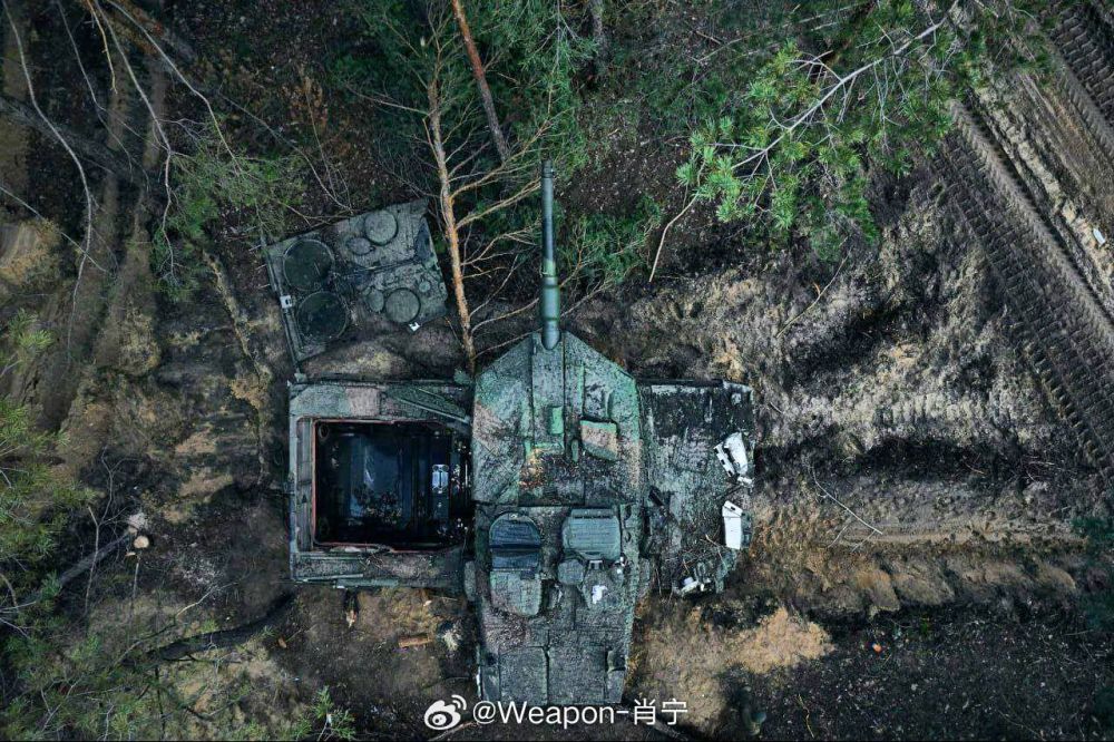 �������� �� ����� � ����� ��� ��������� �������� ���� STRV 122A (����������� ��������� Leopard 2A5), ������� �� ���������� ���������� ������������