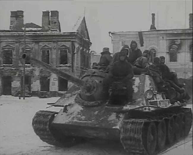 31 ������� 1943 ���� ������ 1-�� ����������� ������ (������� ����� �.�. �������) � ���� ����������-������������ �������������� �������� ���������� �. �������