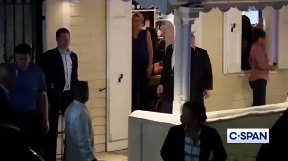 ����������� ���������� ����������� ������� ��� � ����� �����, �����: �F*ck you!�