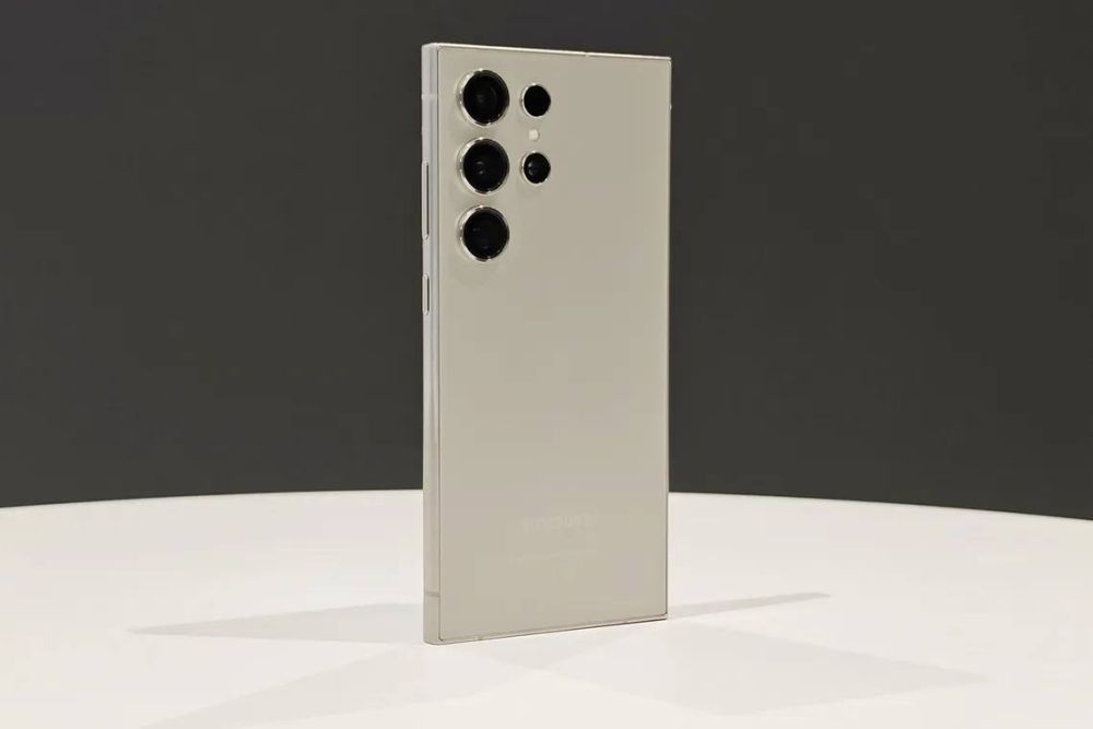 Samsung ����������� Galaxy S24, S24+ � S24 Ultra � ������� ���������� ��� �����: