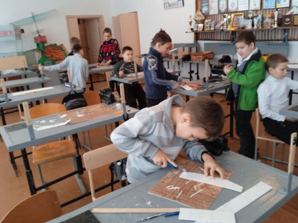 ������������� �����!. ������������� ����������� ��� ����� 2-�, 3-� � 4-� ������� ������� � ����������� ���� � ������������� ������. ��������� �������� �������� � ���� ��� ��������� �������, ��� � �� ������