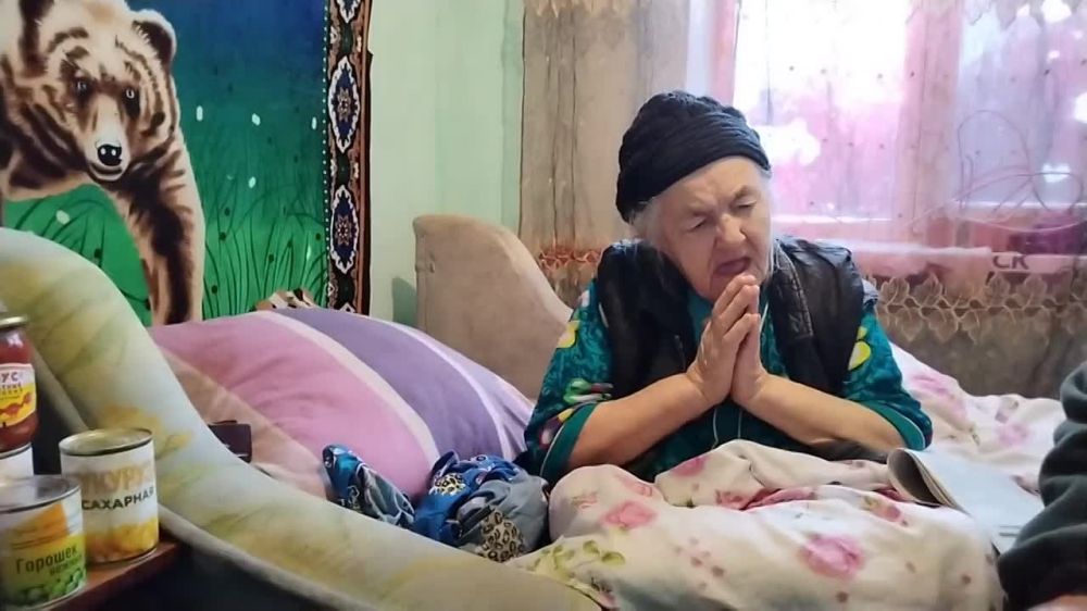 ������� � ������: ������������ ������� Ը������� � 80-������ ������������ ����������