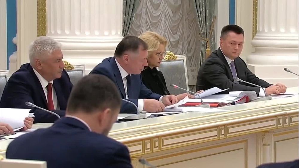 В новых регионах России построенное и восстановлено более 18 тыс объектов, в том числе 4 тыс домов — вице-премьер РФ Марат Хуснуллин