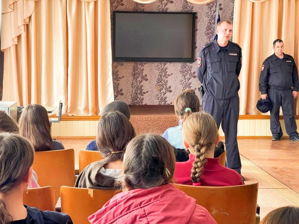 � ����������� ����� ���������� ���������������� ������ � �������� ��������� ��������