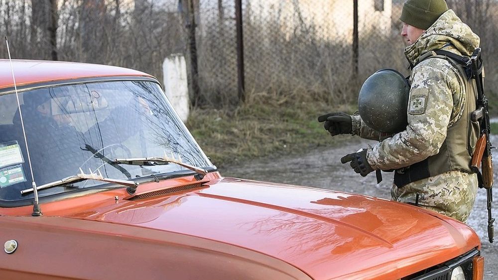 ������ ������� ��������� ����������� ����� � �������������� ���������� �������