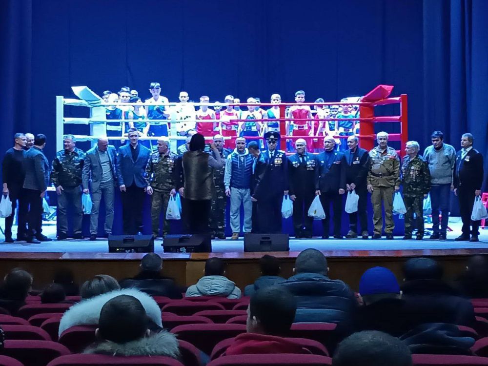 ���������� ������� ��������� � �������� ������� �� �����, ����������� 35-� ��������� ������ ��������� ����� �� �����������