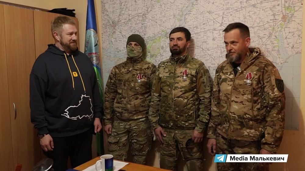 ������ � ��� �����: ����� ����������� 33-�� ������ ����� �.�. ��������� ���������� � ���, ��� � ��� ���� �� �����