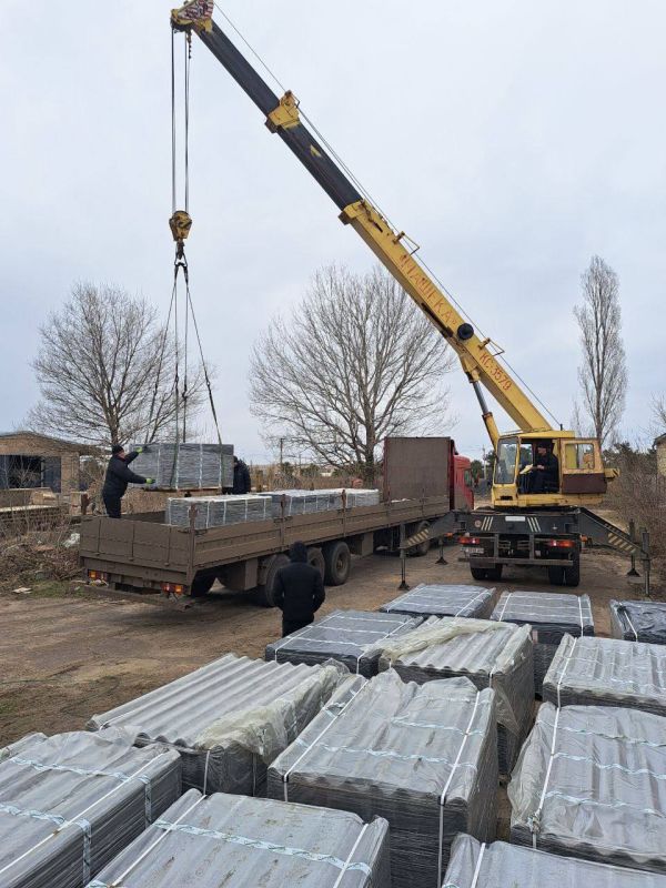 ��������� ������� ��������� 1000 ������ ������ ��� ������� ����� � ������������� ������