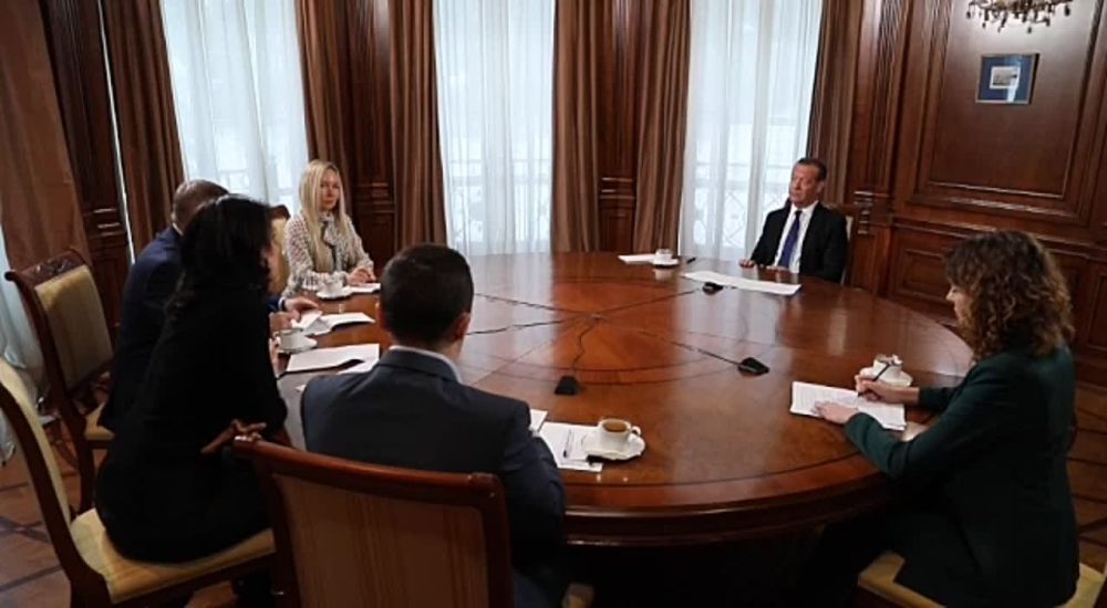 ������� �������� ���������� � ������ ������-��������� ����������