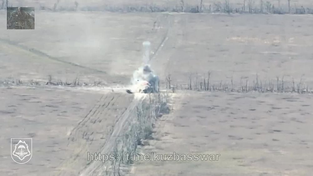 ��������� ����������� � ������� ���� ������������� MRAP International MaxxPro �� ����������� �����������