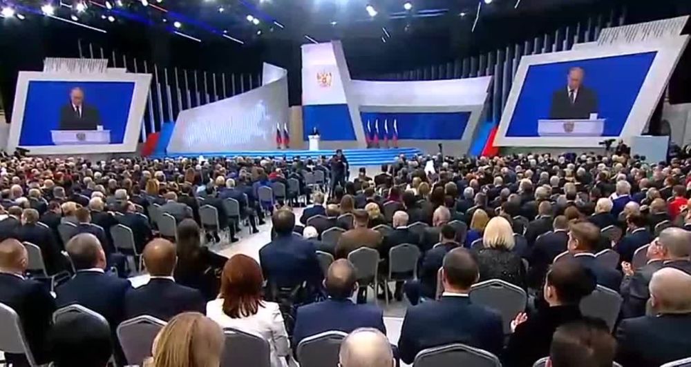 ��� � ��������� ����������� �� ������� ��� ���� ��� ������, ������ � �������� ������������� ������ ���� � �����