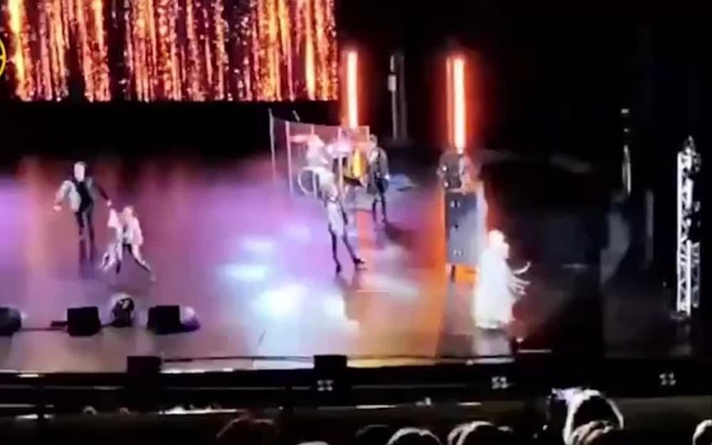 ����� ������.... �������� ��������� ����� �� ����� ����������� � �����-����������. ����� ������� ���������� ������ ���� ���� ������ � ������������ ������� �� ������������ ����, ������� ������� ��������� ����� �������� �������