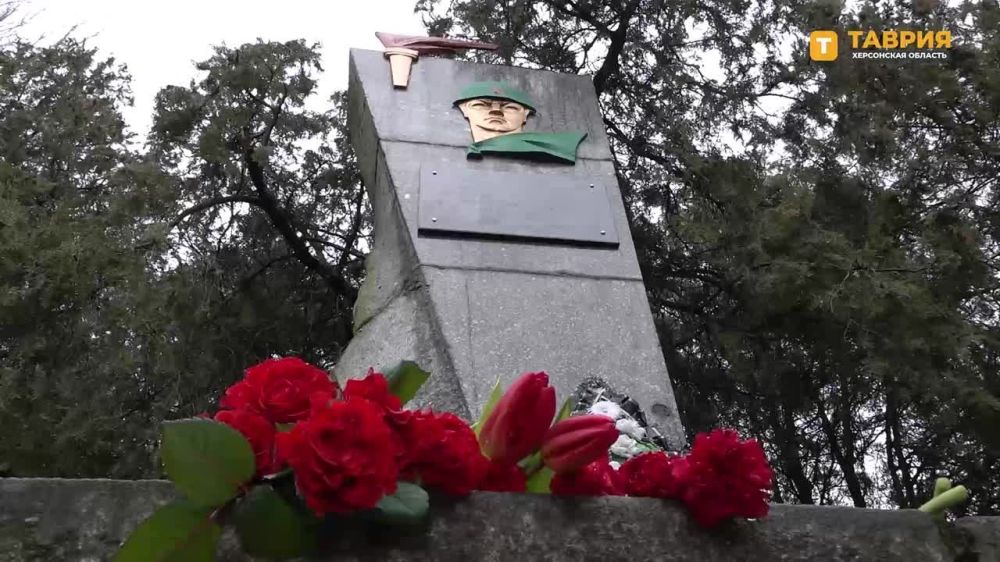 ������, ����������� 80-����� ������������ ������� �� ���������� �����������, ��������� � ���������