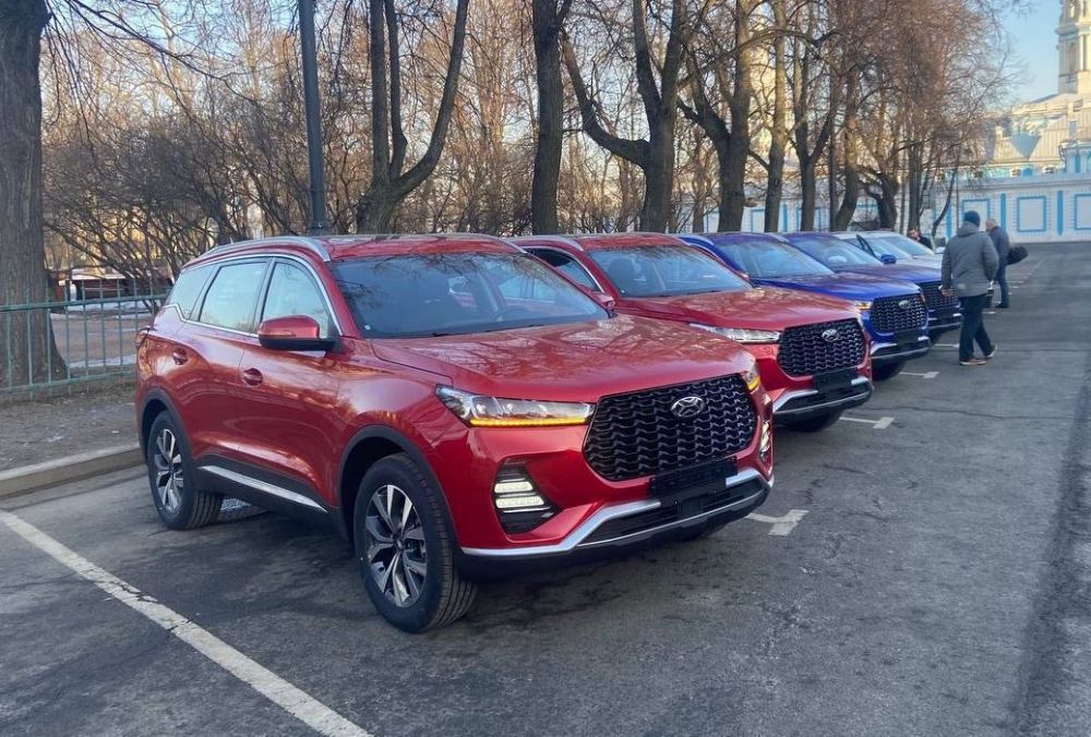 ������� ������� ������ ���� ������ ������ Xcite � ��������� X-Cross 7. ��� � ���������, ��� ��������������� Chery Tiggo 7 Pro