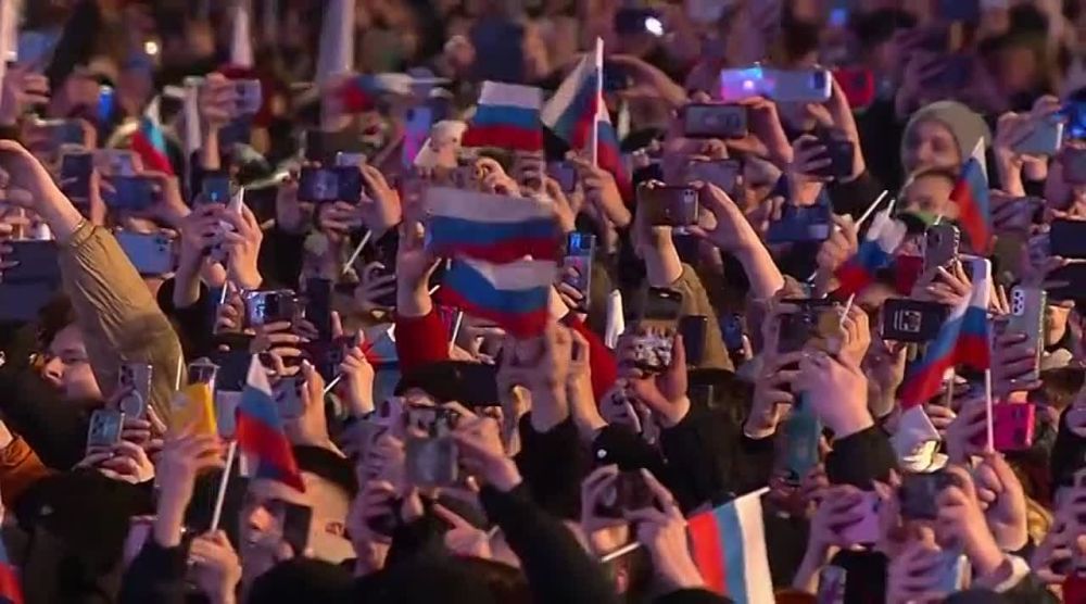 �������� ����� ������������ ���������� �������� � ������ �� ������ ������������� ����� � �������