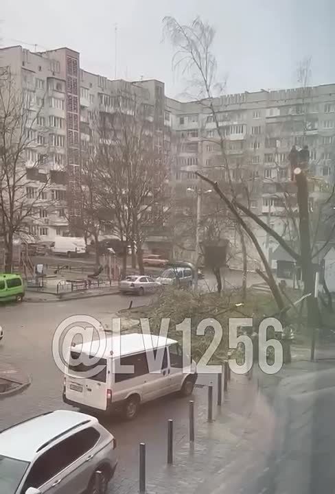 � ������ ����������� � ����� ����������� ��������� �� ��������� - �� ������ ��� (��������) �������� �������� ����� � ������, �� ����� ������� ��� ������ � ��������