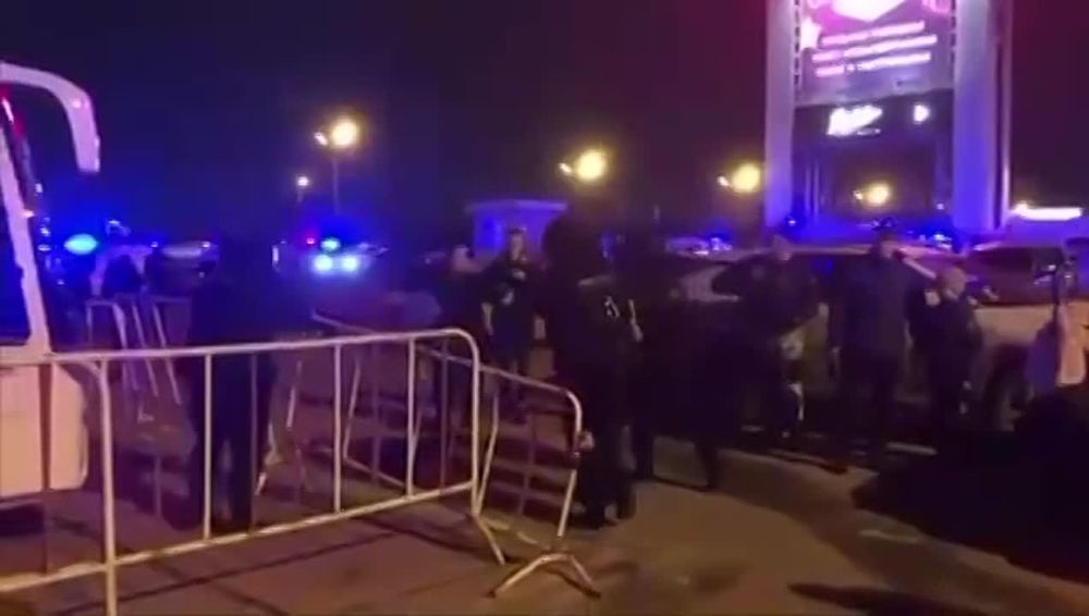 ����������������, ��������� �� ������� ���� ���� ������������� � ������� � ������ ����