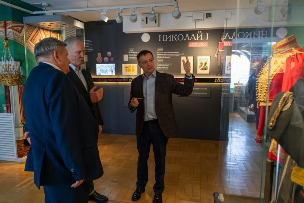 �������� ������ ������� ����� ������� ����� ����������� ������-������������� ��������