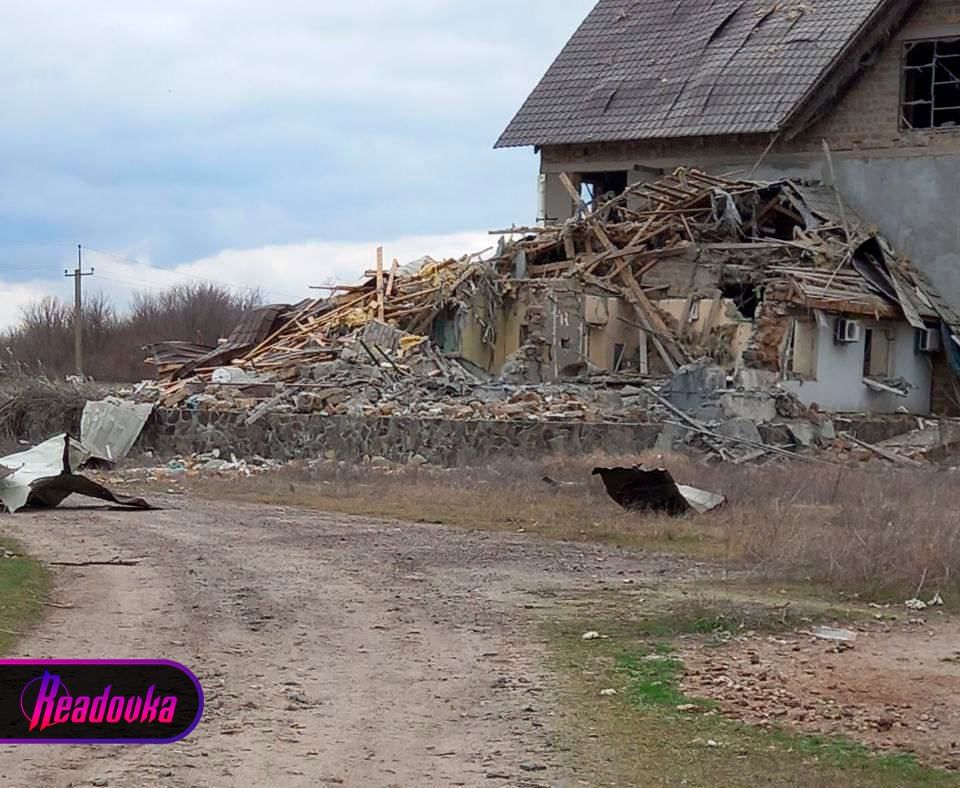 В Херсонской области в результате обстрела ВСУ ранена женщина и полностью разрушен жилой дом — губернатор Сальдо