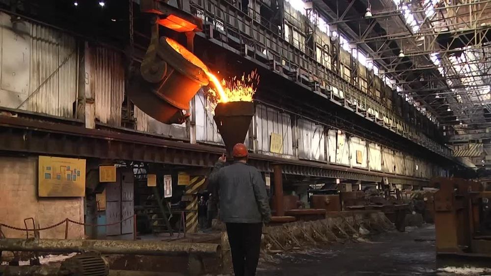 Марат Хуснуллин: Сегодня в свободную экономическую зону в новых регионах вошло очередное предприятие, и таким образом количество участников уже достигло 100 компаний!