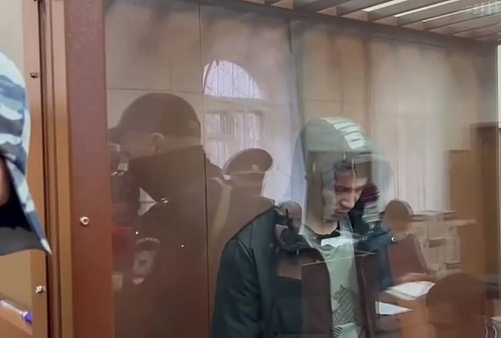 ������� �������� ���� � ������� � �������� 25-������ ��������� ������������ �������� �������