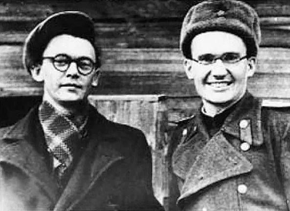 ������ ������ ��� ������� � ����� ������ 1941 ���� � ������������� �������� ������ � ��������