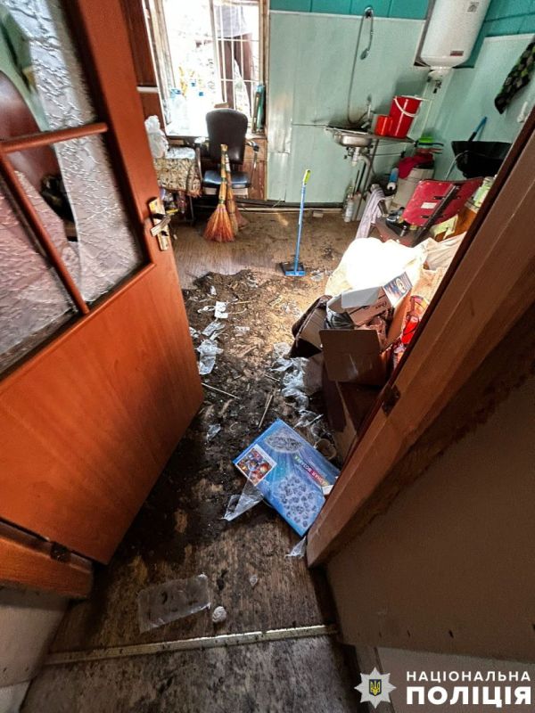 А на том берегу.... Правобережье Херсонщины: информация о пострадавших — ХОВА и Нацполиция Утром в Бериславе под удар беспилотника попал 63-летний местный житель