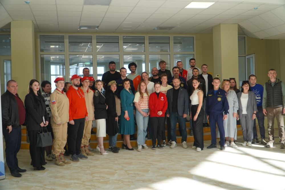 Ксения Разуваева провела встречу с молодежью Херсонской области