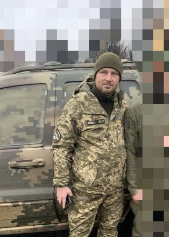 П.С: Денацифицированный в зоне СВО фашист из Новой Каховки Антон Чуприна занимался не только террором мирного населения Донбасса, а также был одним из администраторов укронацистского тг-канала "Зрадныки НК, Каховки, Берислава"