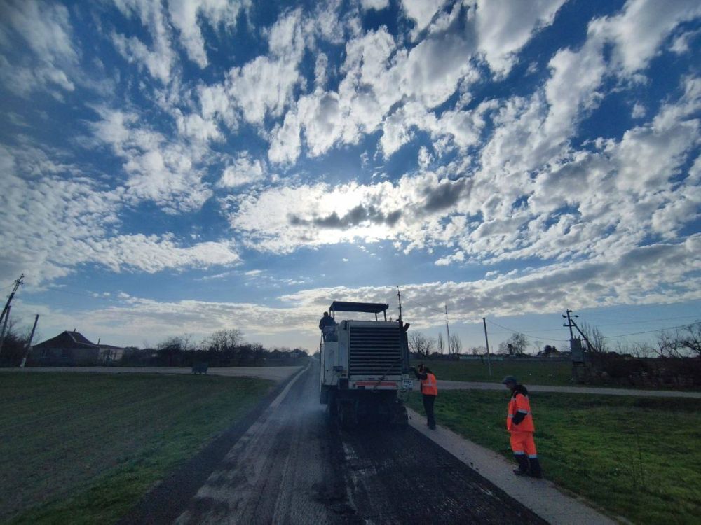 Продолжается ремонт автомобильной дороги Железный порт – Большевик – Лазурное – Скадовск