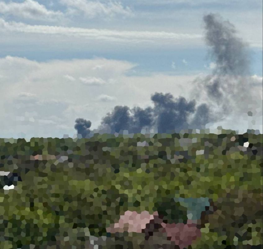 В Днепропетровске (на фото) и области, Харькове, а также подконтрольных Киеву городах Запорожье и Херсон раздались взрывы