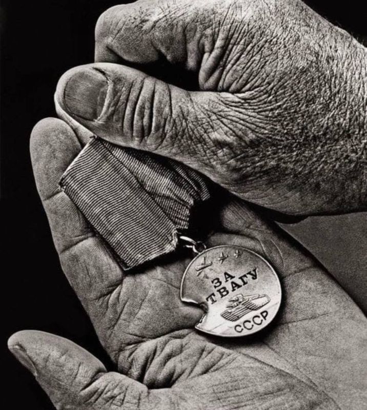 ����� ����������: �� ������ ��������� ������� ������������� ����� � ���������� ������� �������� ������������� ������� ������, � ��� ������� ��������� � ��������� �������� �������