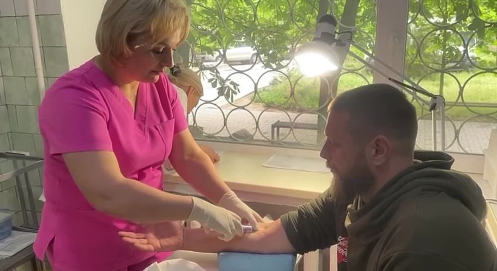 ����� 800 ������� ���������� ������ ������������ �� ������� ������� � ���������� ������������������ ��������� � ������ ��������� �� 27 ������