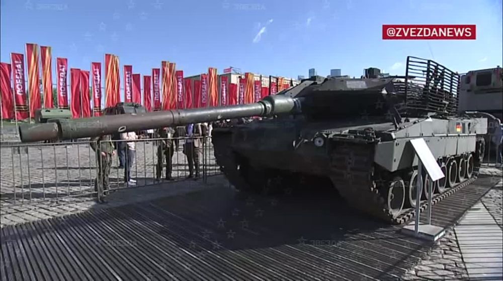 ������������ �������� Abrams ������� � ����, ��� ������ ��� ����� ����������� �� � ���������� �����������, � � ������������ �� ��. �� �� ��������� � �� ���� �������� �������, ������������ �������