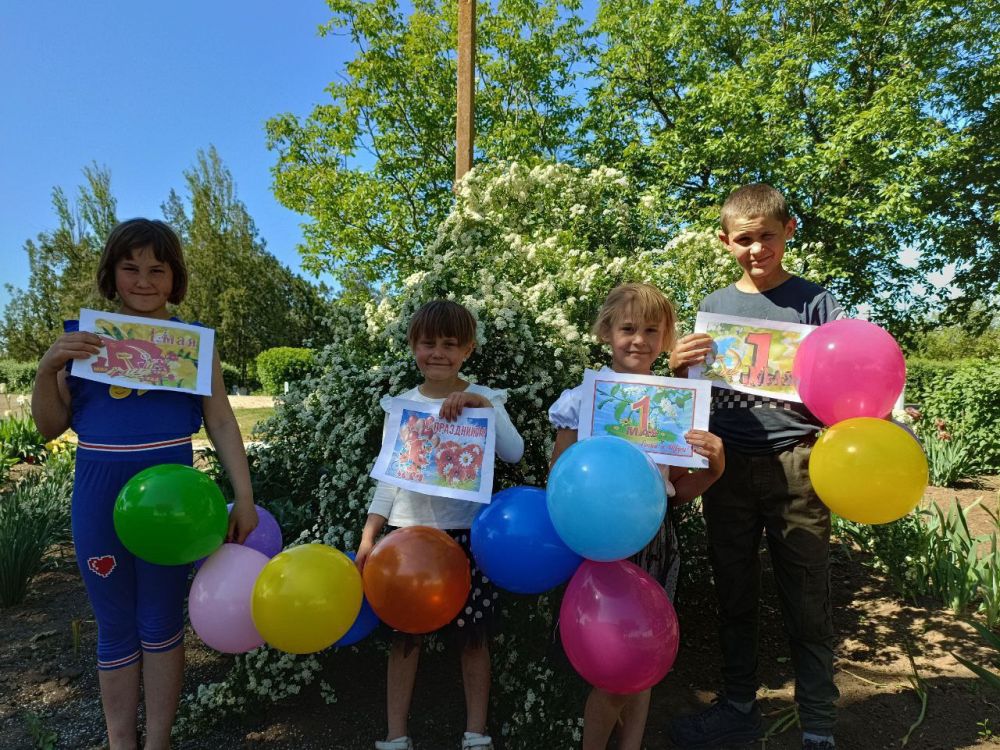 ����� ��������: ������� �������. ������ ���������� �� ������� �� ���� ����������. ��� ������� 1 ��� �� ������ �������, ������� ���� ����� � �����. �������� �������, ������ � ���� � ���������� ������� ���������