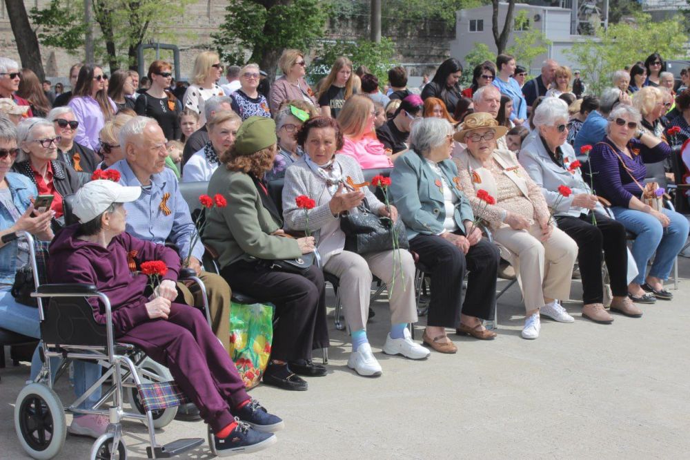 ������-���������� ��������� �����-����� ������� � ������-����� �������������