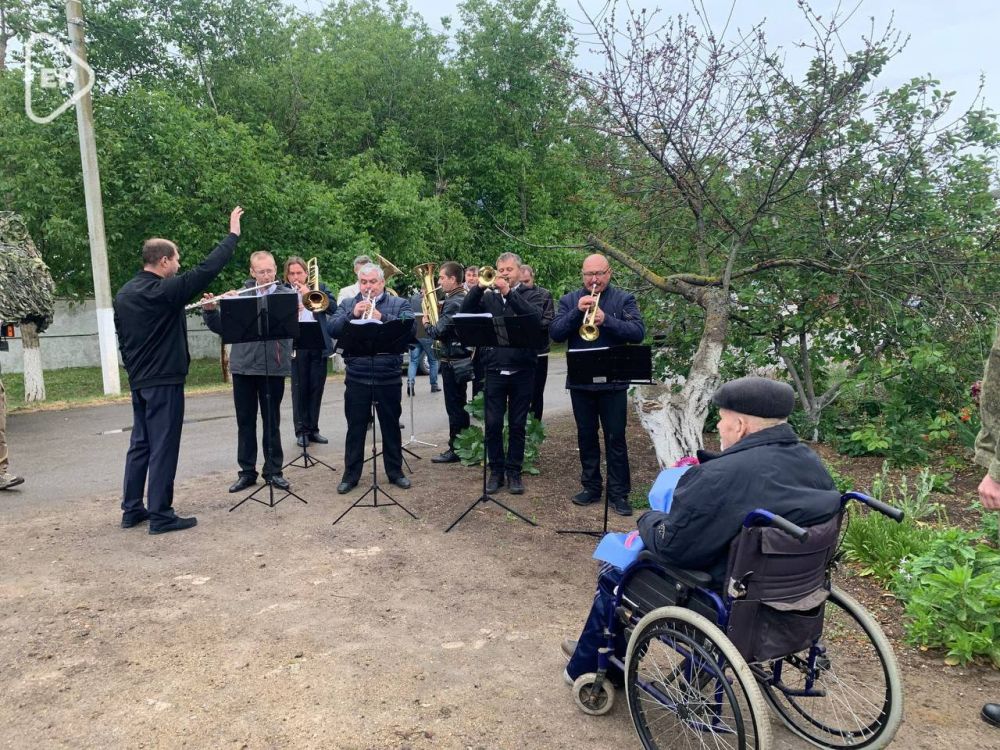 ����� ������ ���������� � ���� ��������